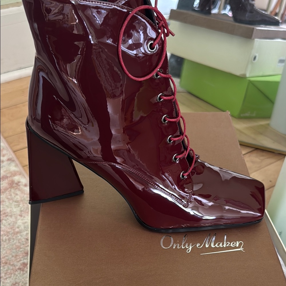 OnlyMaker Women's Burgundy Patent Leather Boots